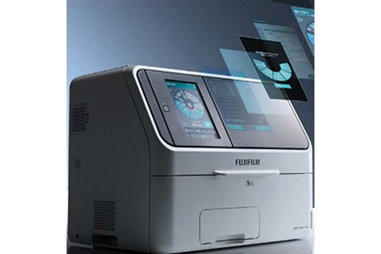 血液・尿検査システム